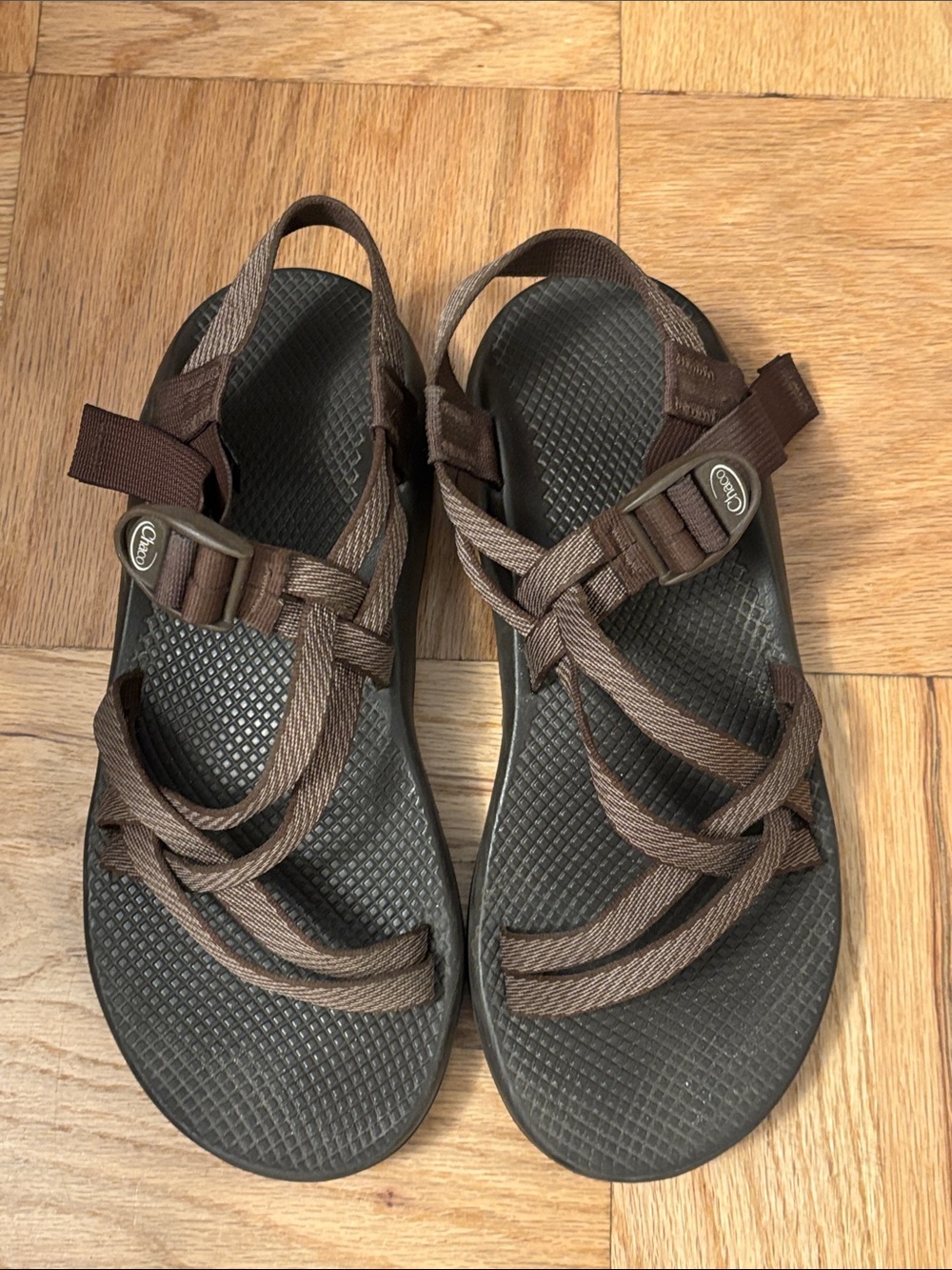 Chaco Brown Strappy Outdoor Sandals Men’s 12